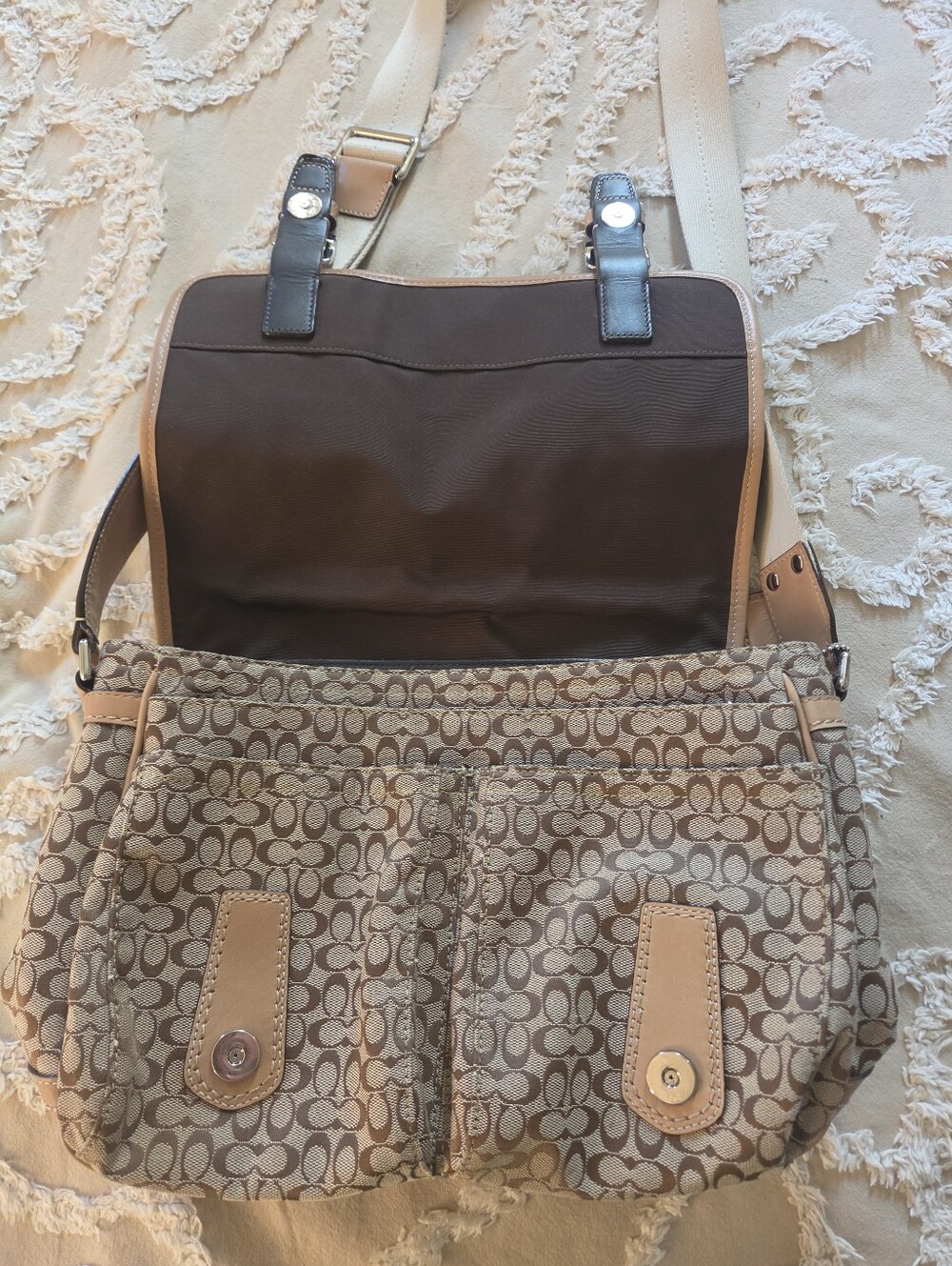 COACH SIGNATURE BROWN CANVAS MESSENGER CROSSBODY BAG F70283 - Picture 2 of 5